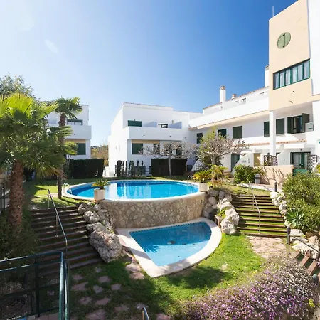 Апартаменты Adosado Con Piscina 6 *